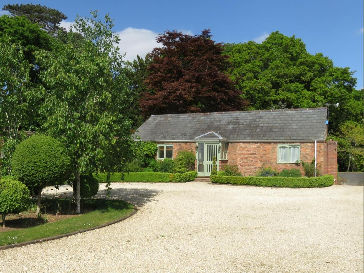 The Packing House Villa Severn Stoke Luaran gambar